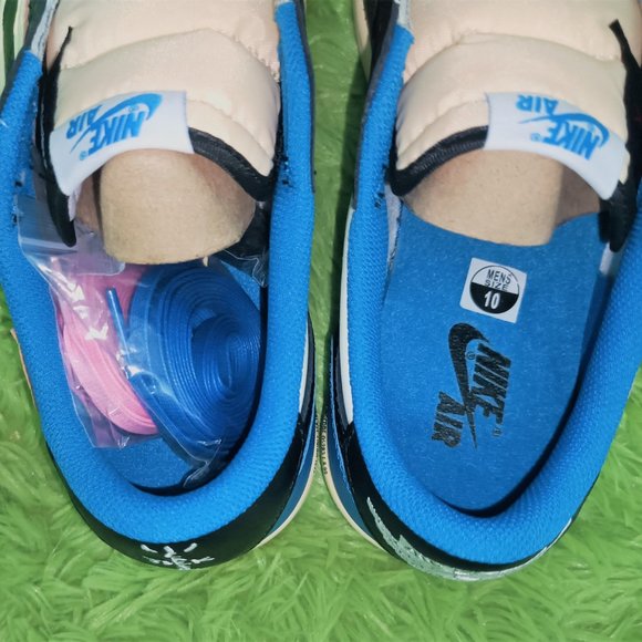Travis Scott x fragment design x Air Jordan 1 Low